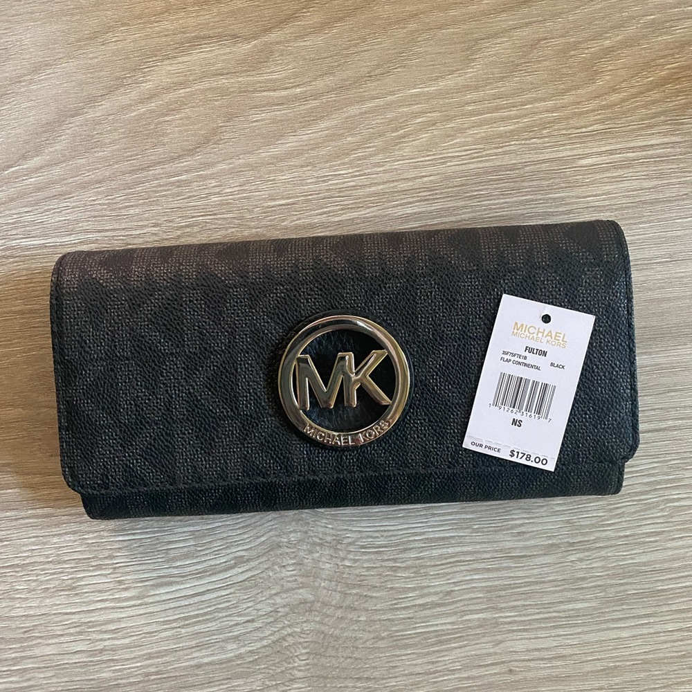 Brand New Woman’s Wallet